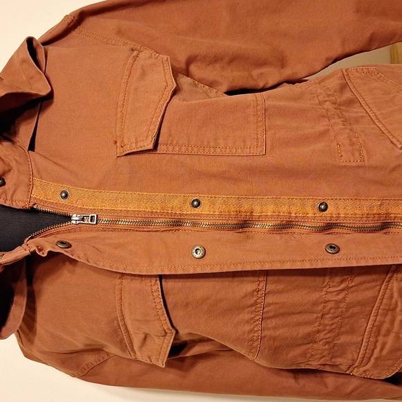 Universal Thread Utility Jacket - Picture 7 of 8